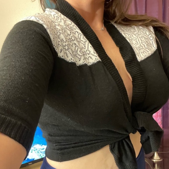 2pc Bundle Women’s Small Black and Gray Cardigans - Picture 2 of 6